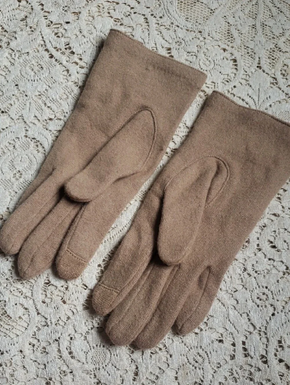 Ralph Lauren Taupe Wool-Blend Button Cuff Gloves